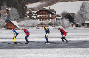 Ferienhof Obergasser und Bergblick, Weissensee, Österreich
